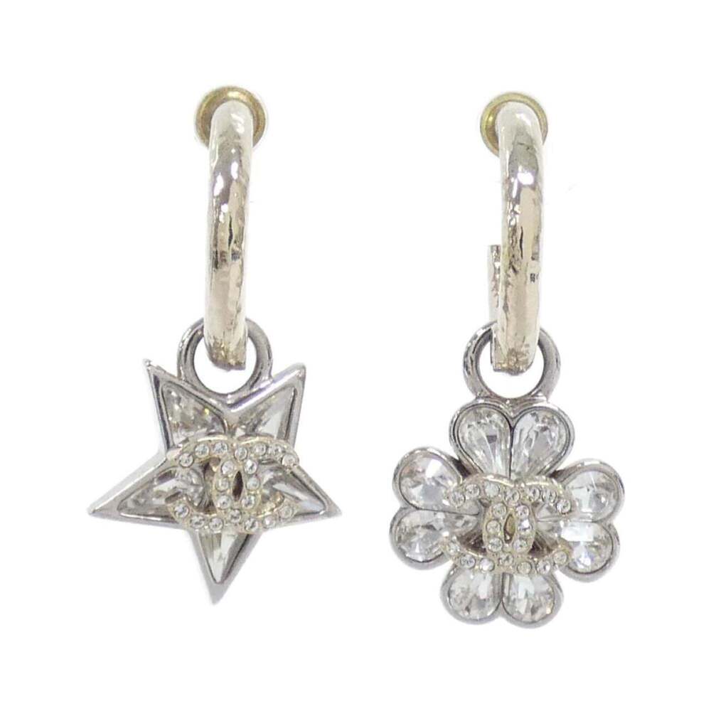 CHANEL Gold Earrings - Picture 1 of 3